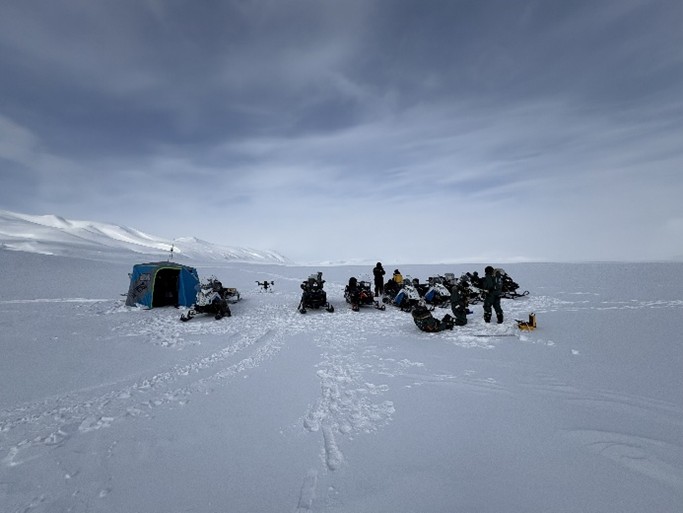 Right panel: drone campaign combining snow radar and lidar in Storfjorden